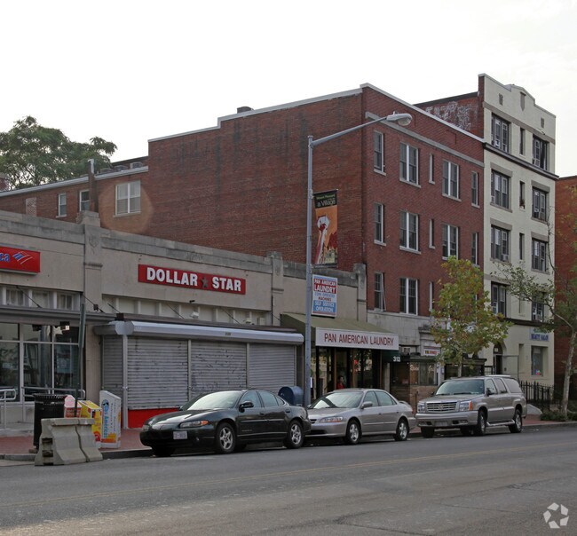 Building Photo - 3125 Mt Pleasant St NW