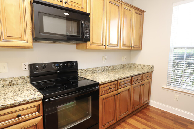 Building Photo - 1406 Leigh Ct