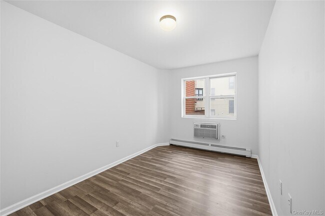 Building Photo - 144-05 Jamaica Ave