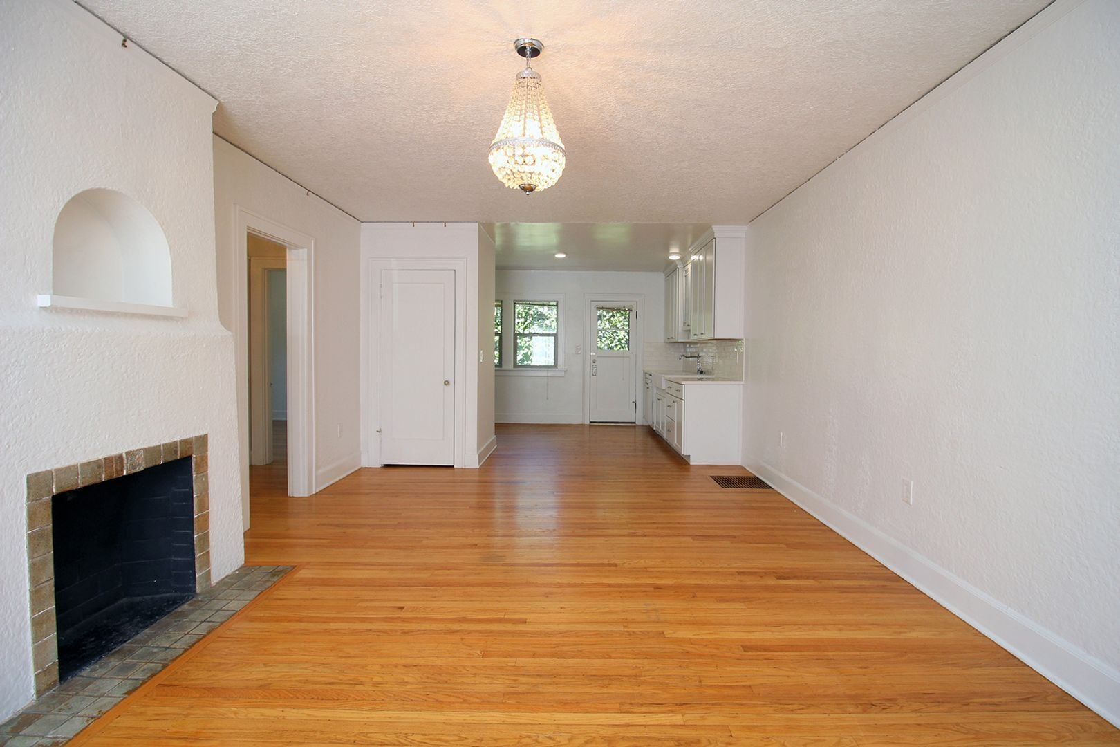 Building Photo - 2905 SE Alder St