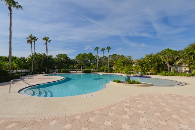 Building Photo - 8108 Carnoustie Pl