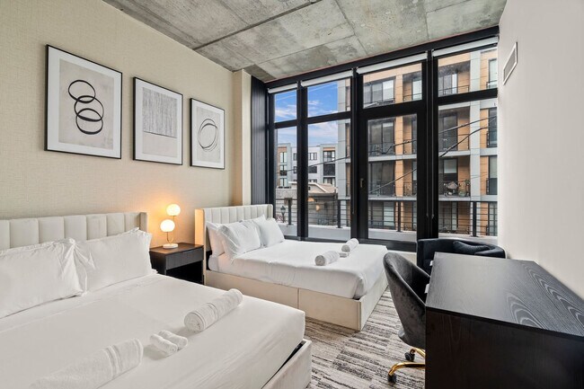 Building Photo - 1247 N 2nd St