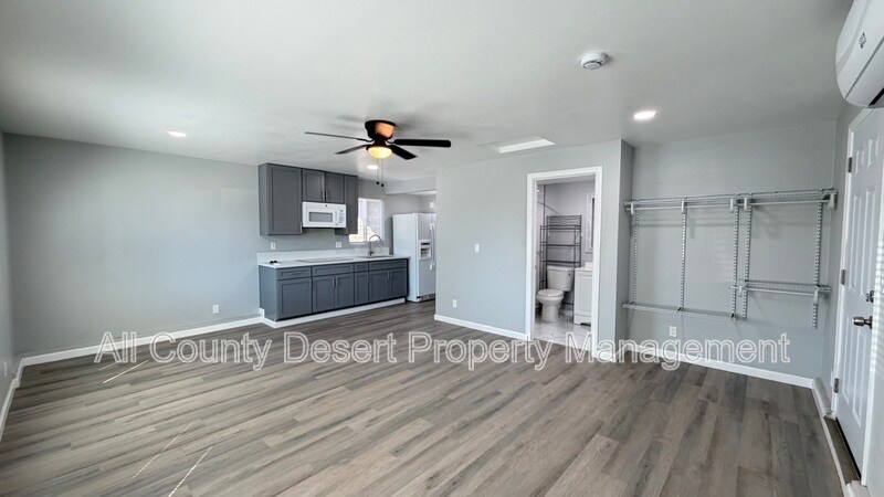 Building Photo - 81294 Poppy St