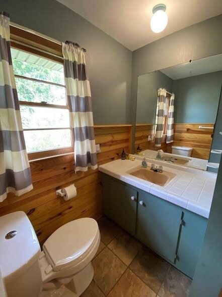 Building Photo - 306 Woodlawn Dr