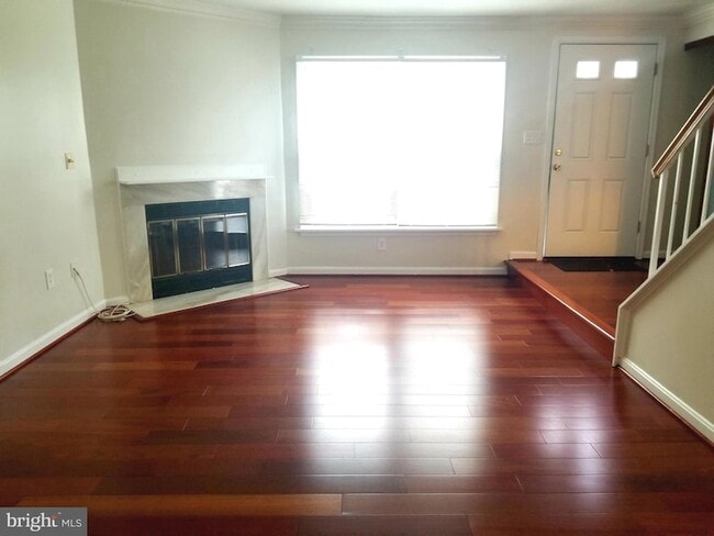 Building Photo - 9323 Player Dr