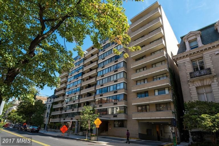 Building Photo - 1325 18th St NW