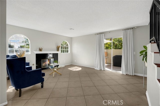 Building Photo - 331 E Phillips Blvd