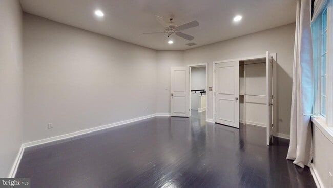 Building Photo - 9629 Eagle Ridge Dr