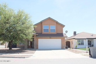 Building Photo - 815 Saguaro Park Ct