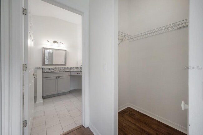 Building Photo - 1639 Arbor Knoll Loop
