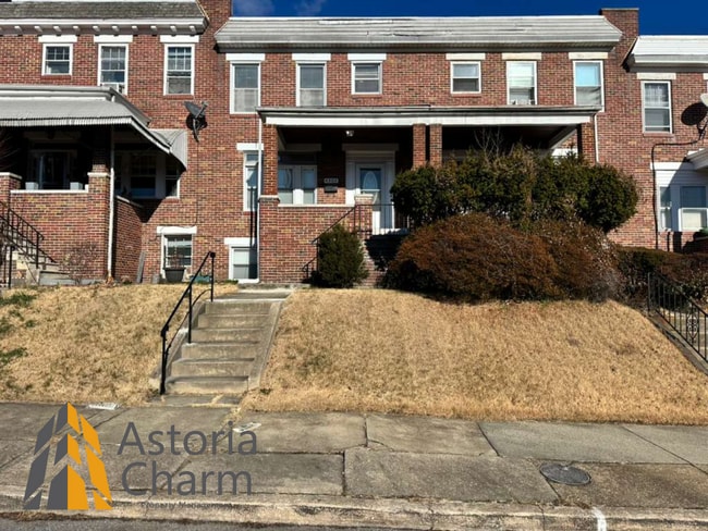 Building Photo - 3 Bedroom Home with Porch, Garage, and Finished Basement