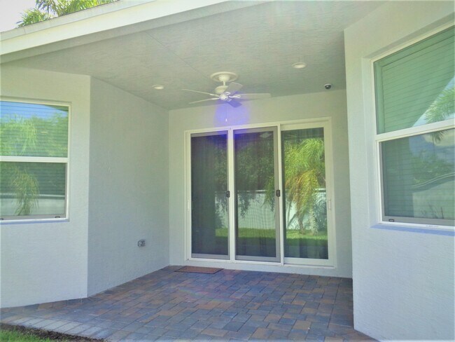 Building Photo - 2597 Bella Vista Cir