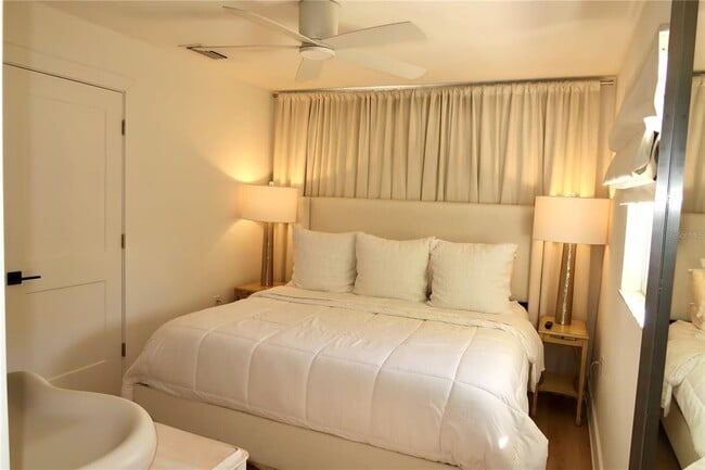 Building Photo - 9484 Treasure Ln NE