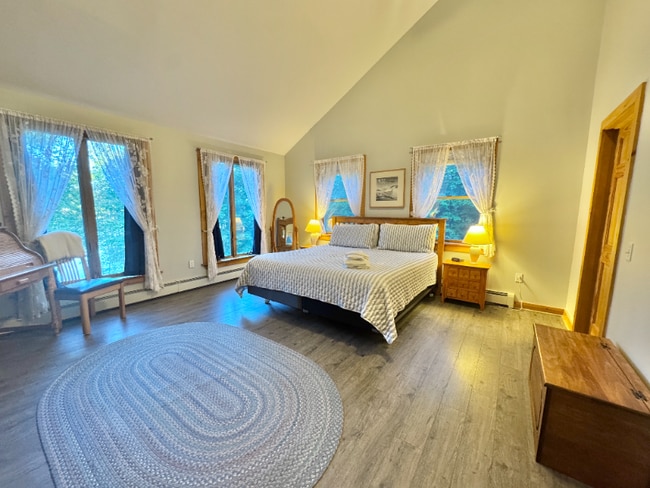 Building Photo - 5 Bracken Ln