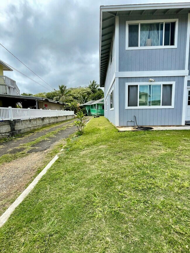 Building Photo - 54-132 Kawaipuna Street, Unit Downstairs