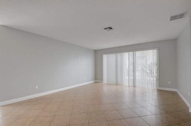 Building Photo - 9864 Woolworth Ct