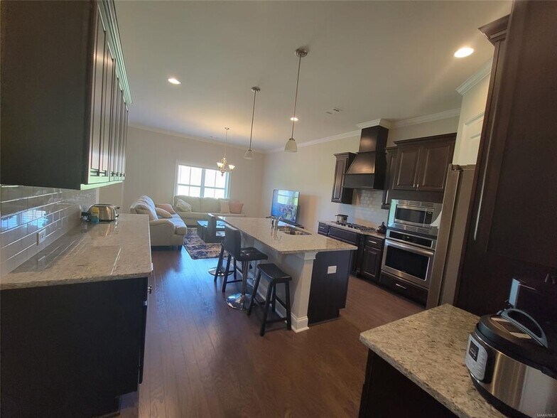 Building Photo - 104 Jane Ct