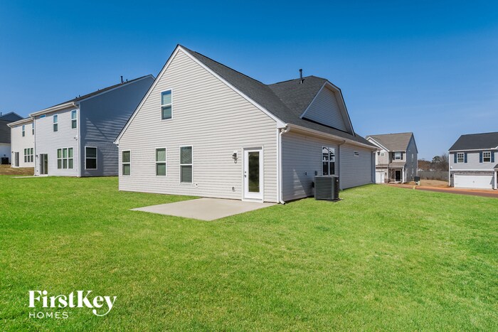 Building Photo - 403 Stonefence Dr