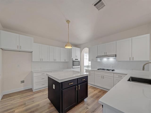 Building Photo - 3904 Evesham Dr