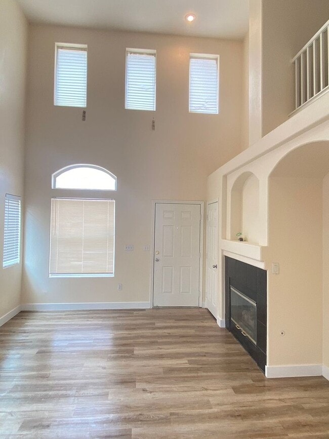 Building Photo - 9267 Glen Malone Ct