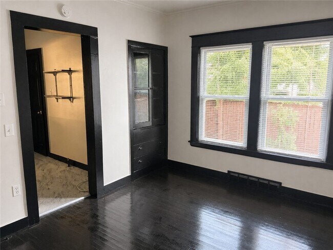 Building Photo - 50 Winterroth St