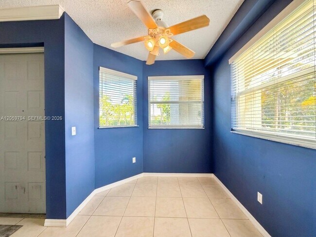 Building Photo - 26 Royal Palm Way
