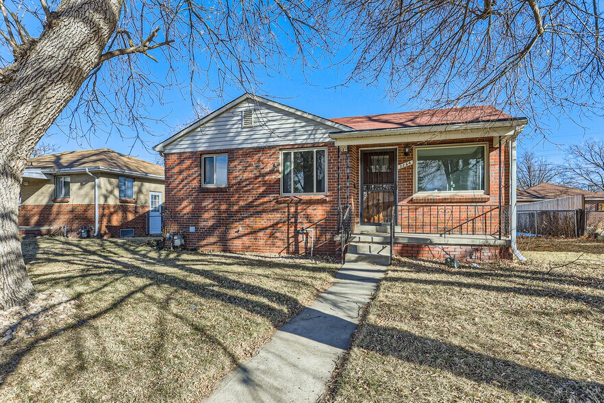 Building Photo - 3264 Niagara St