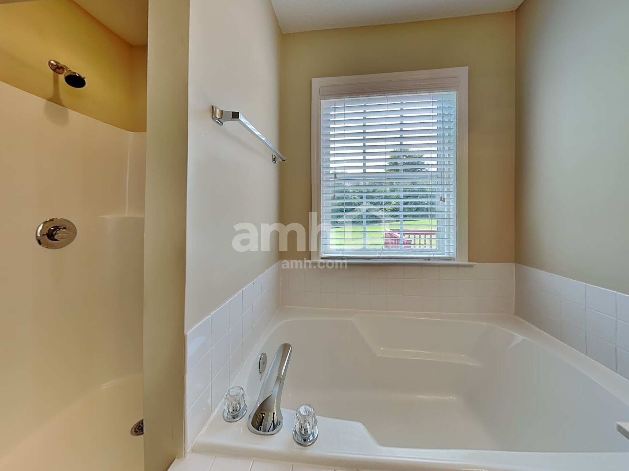 Building Photo - 140 Haven Grove Trl