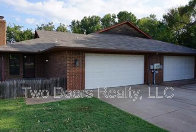 Building Photo - 785 Kingsgate Rd