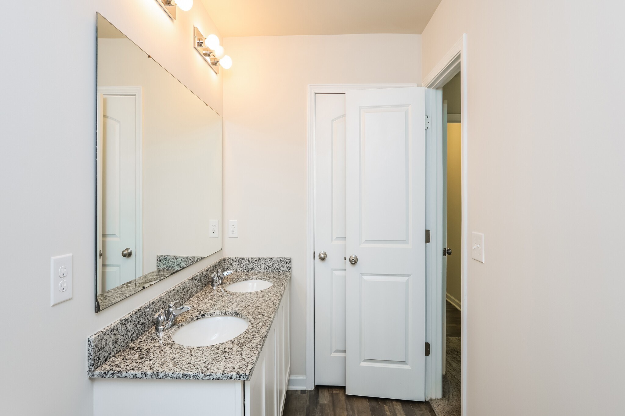 Building Photo - 208 Saddle Brooke Trce
