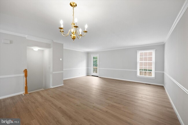 Building Photo - 299 S Pickett St