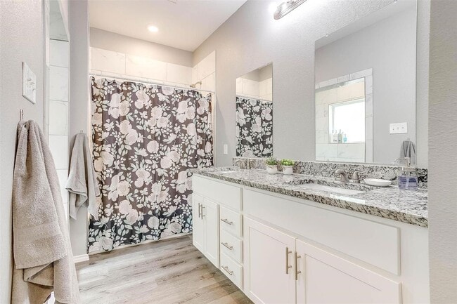 Building Photo - Great 4 Bed, 2 Bath in South Arlington- Mansfield ISD-  76001