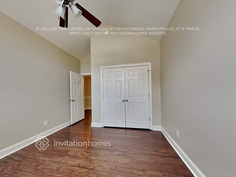 Building Photo - 239 Celestial Dr