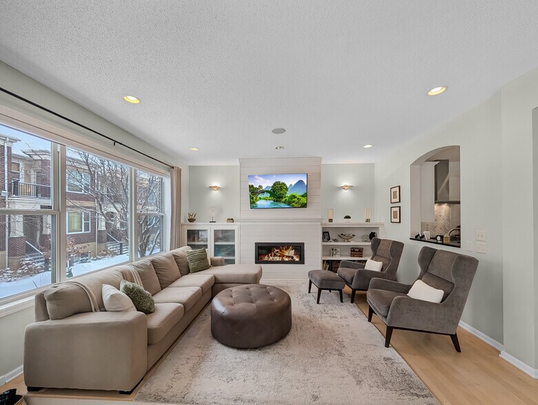 Open concept main floor - 29 4th Ave N