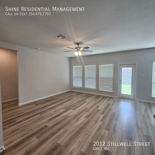 Building Photo - 2012 Stillwell St