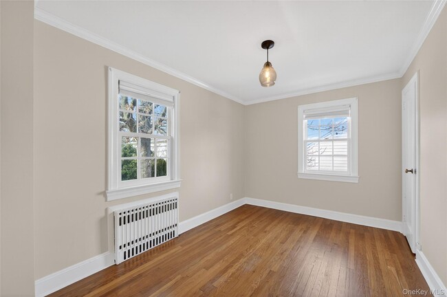 Building Photo - 78 Garfield St