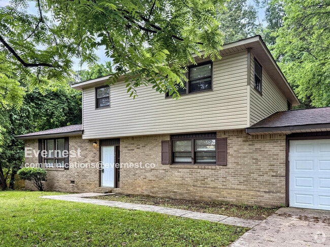 Building Photo - 2611 Brett Rd NW