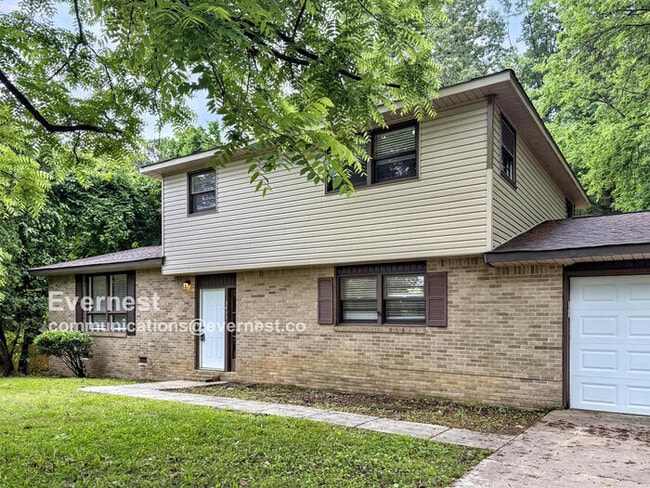 Primary Photo - 2611 Brett Rd NW