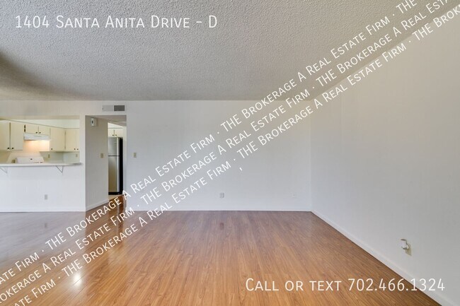 Building Photo - 1404 Santa Anita Dr