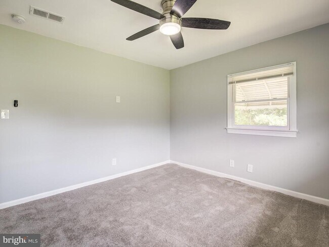 Building Photo - 20227 Three Notch Rd