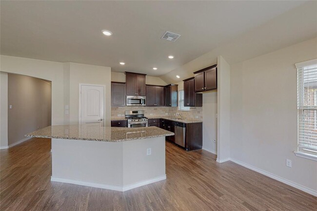 Building Photo - 2917 Colorado Dr