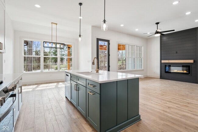 Building Photo - 5123 Oak Rdg Pl
