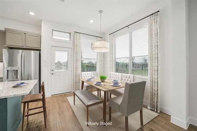 Building Photo - 21131 Medina River Dr