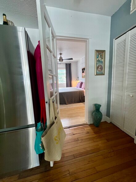 View of bedroom from living room - 901 Euclid Ave