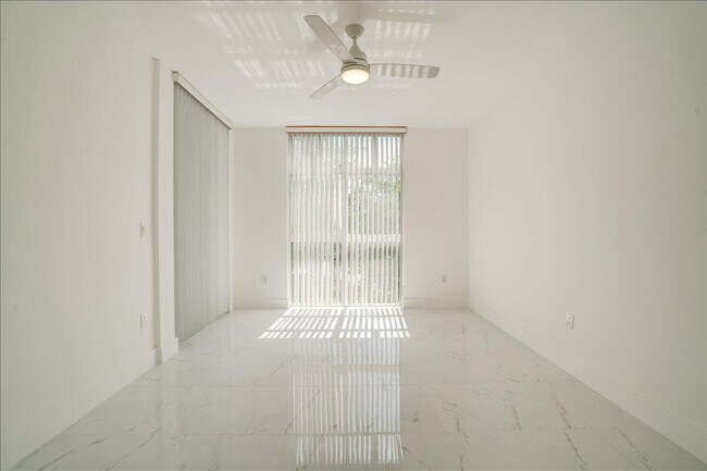 Building Photo - 9805 NW 52nd St