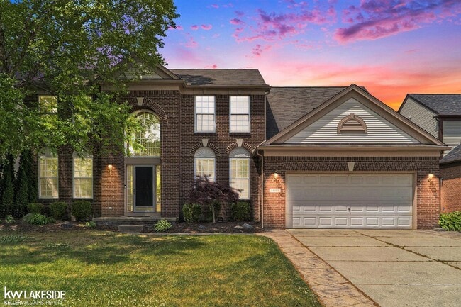 Primary Photo - 34681 Giannetti Dr