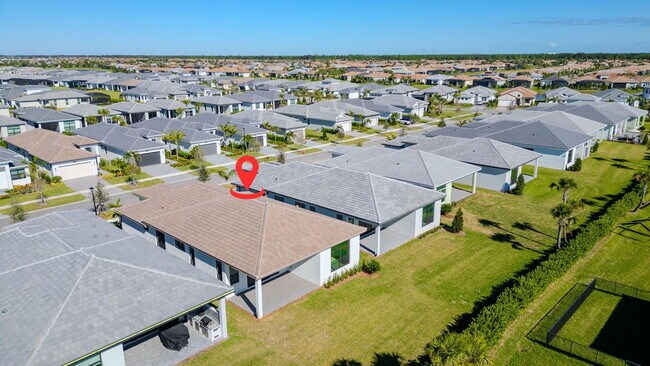 Building Photo - 9155 SW Esule Way