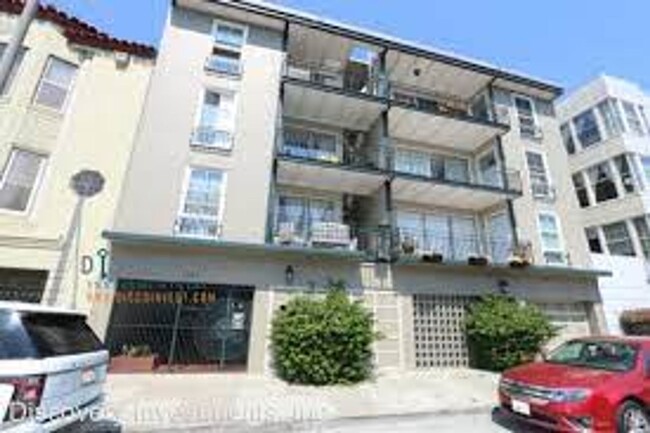 Building Photo - Lovely 1Br/1BA Heart of the Marina Flat!  ...