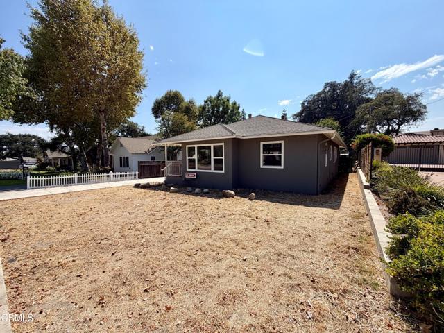 Building Photo - 131 Poinsettia Ave