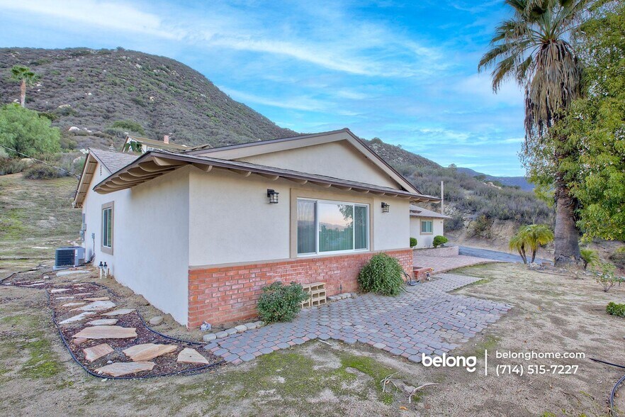 Building Photo - 18261 Sanders Dr